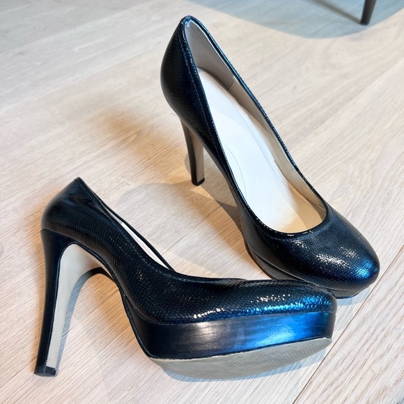 Calvin Klein Kendall Pumps Black texture size 8 - Picture 1 of 3